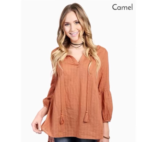 entro Tops - NWOT Entro Burnt orange V neck blouse